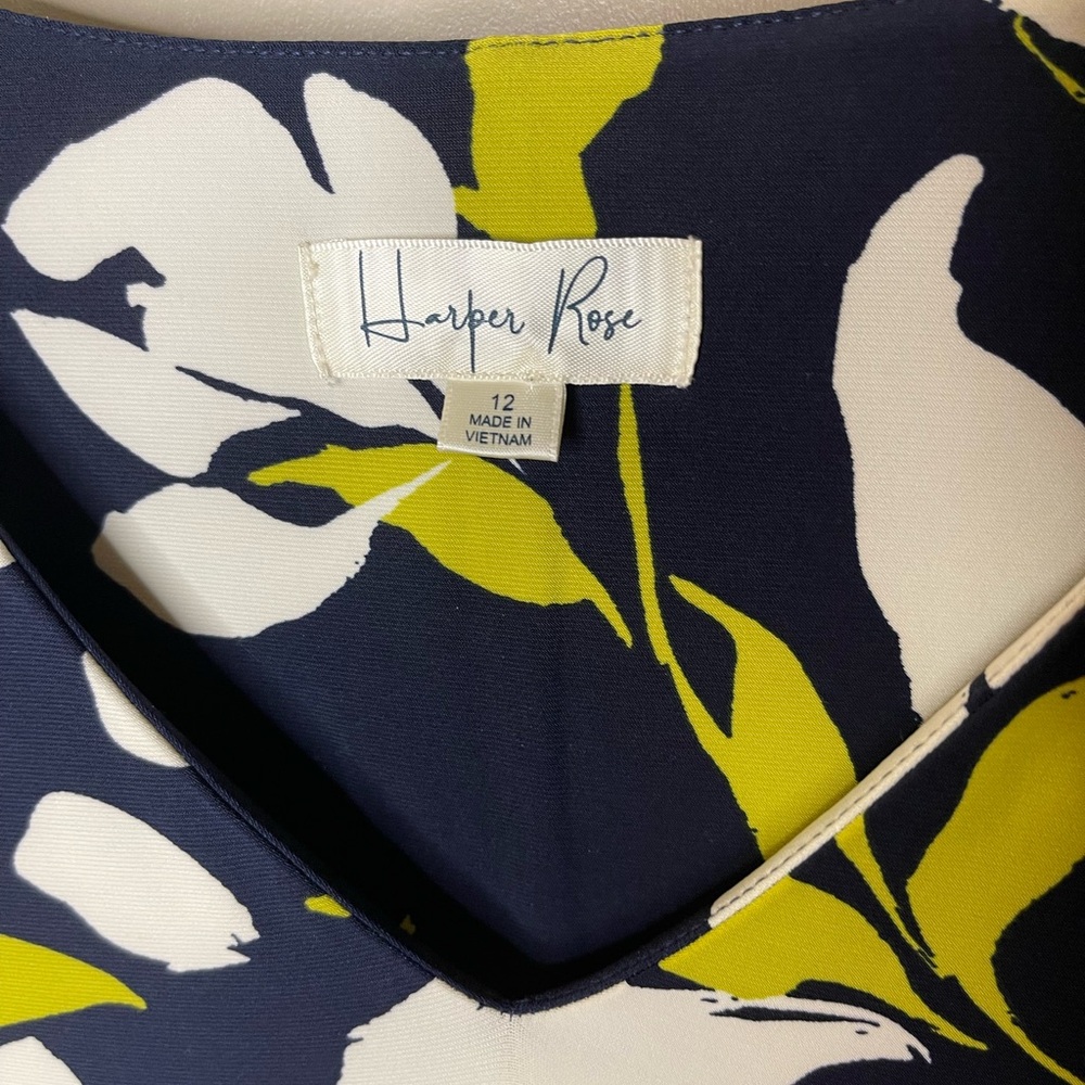 Harper Rose Floral Navy Dress Short Sleeve V-Neck Shift Mini Dress Sz 12 - Picture 4 of 5